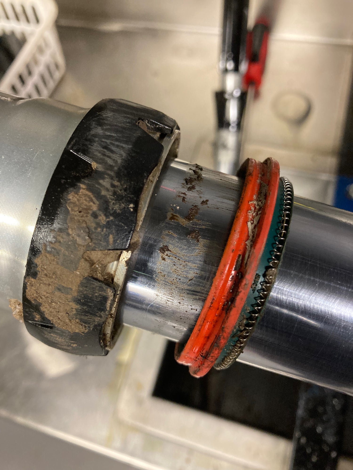 How To Avoid Leaking Fork Seals Fastline Suspension